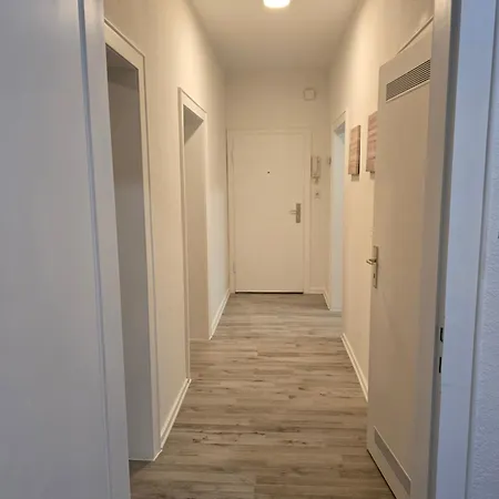 Ferienwohnung In Krefeld Monteurzimmer Gaestezimmer Messezimmer In Krefeld Exterior photo